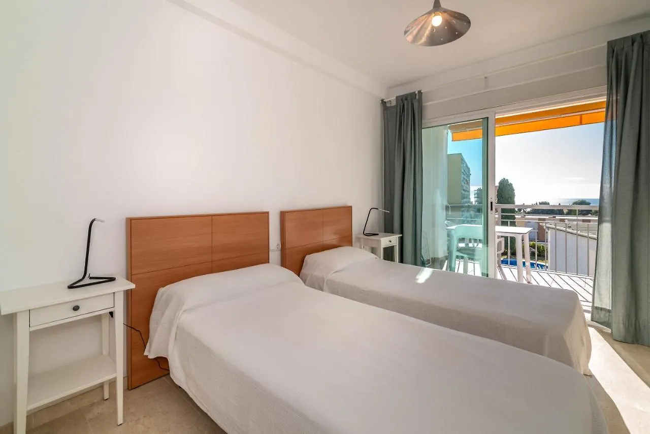 Apartment Seaviews 500M From The Beach Benalmádena
