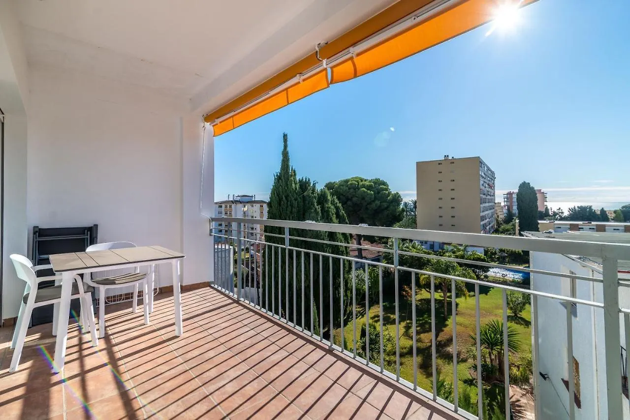 Apartment Seaviews 500M From The Beach Benalmadena Spain