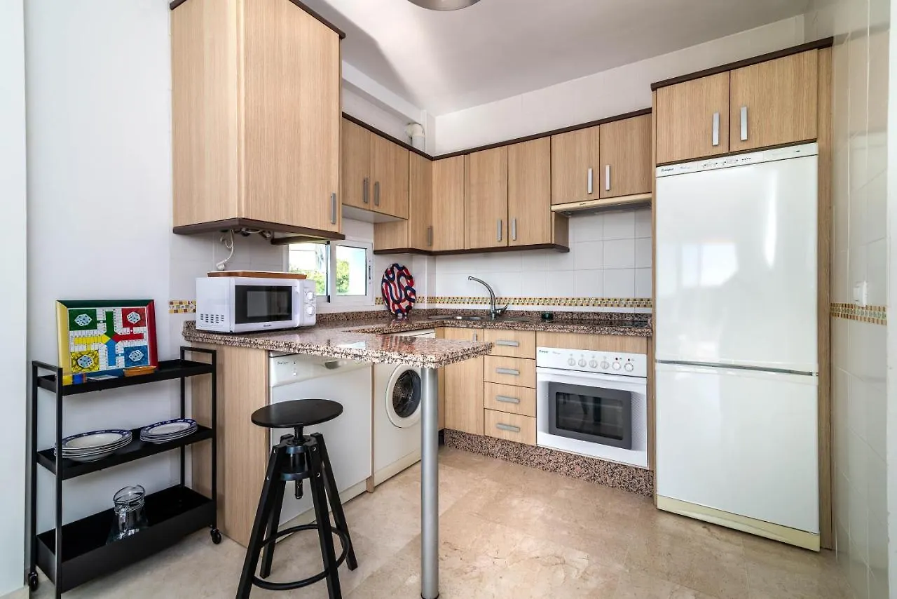 Apartment Seaviews 500M From The Beach Benalmadena